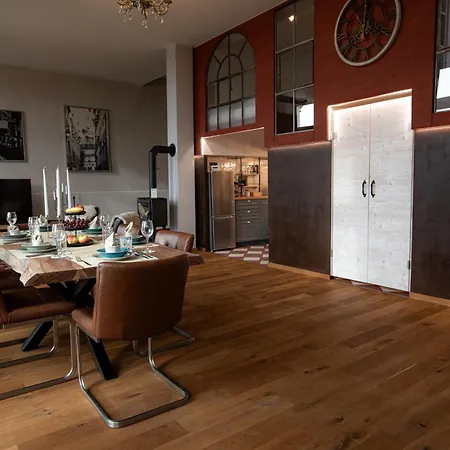 Loft - Zur Alten Schule In Appartement *